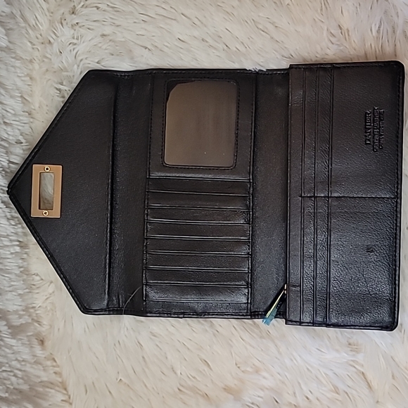 Womens wallet, Danier,  Leather - Picture 4 of 11